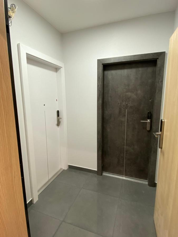 Apartamenty Legnicka Wroclaw Centrum エクステリア 写真
