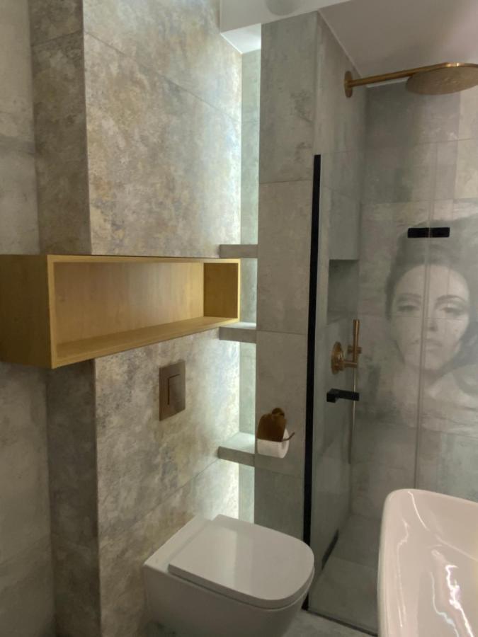 Apartamenty Legnicka Wroclaw Centrum エクステリア 写真
